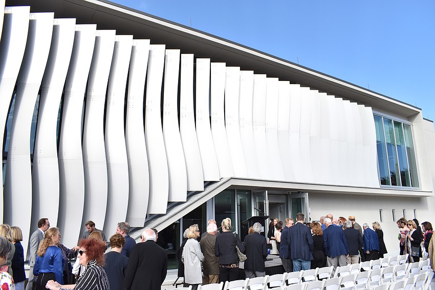 The Kotler-Coville Glass Pavilion's sculptural glass façade gives guests a glimpse of works inside.