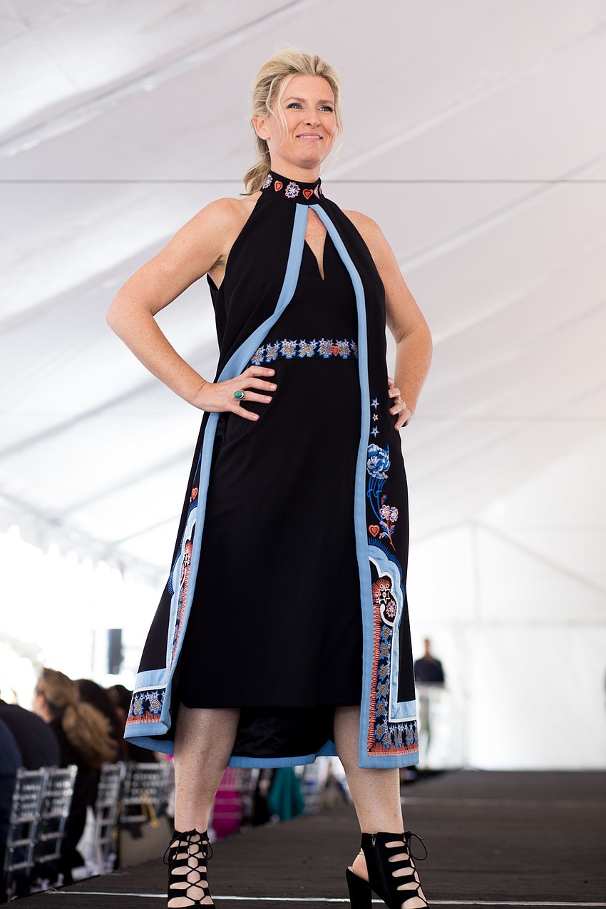 Model Shannon Rohrer-Phillips stops at the end of the runway to pose.