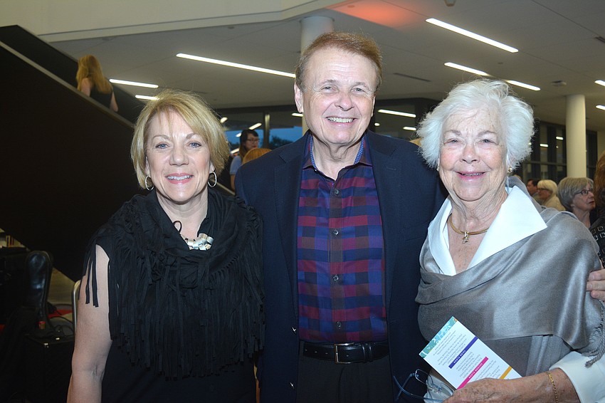 Patricia Thompson, Ringling College of Art and Design President Larry Thompson and Isabel Norton
