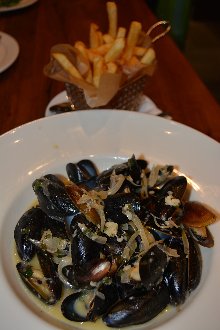 If you are a hungry shopper, you can do some heavy lifting in Brasserie Honore with Moules-Frites, or mussels and shallots with fries.