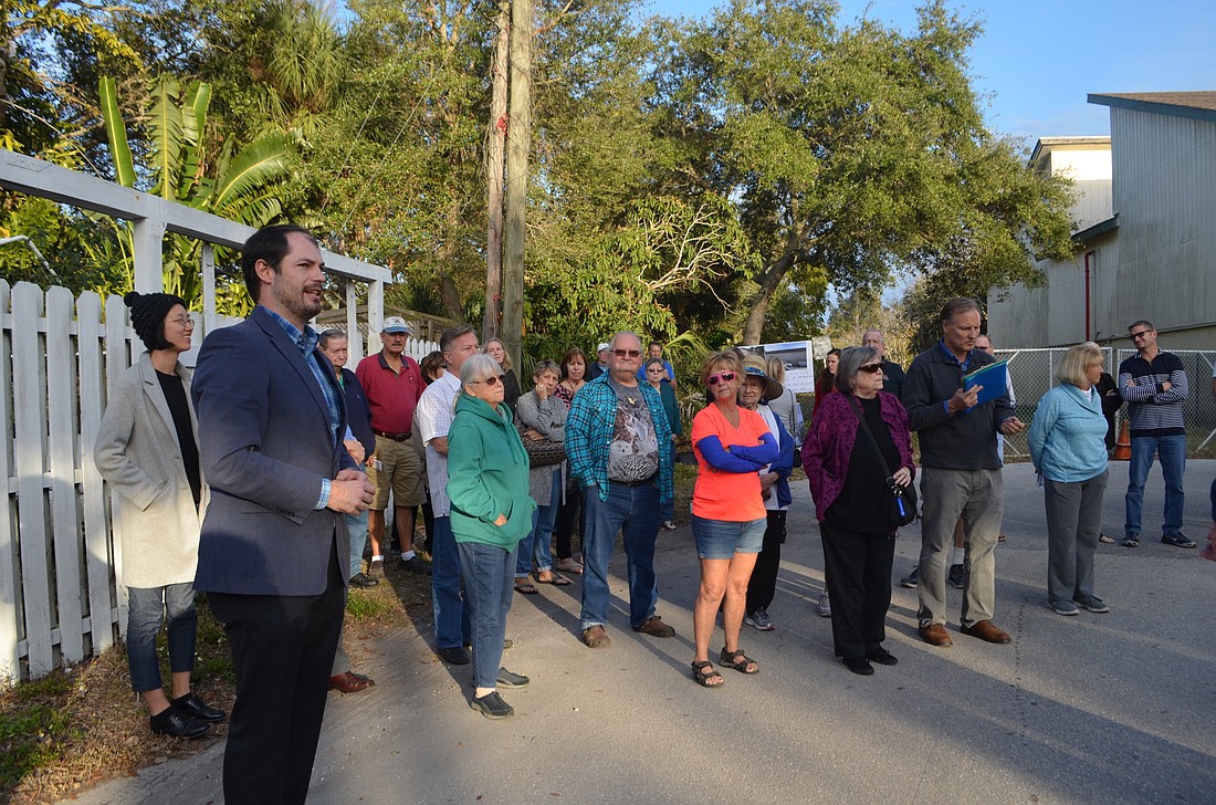 Planning consultant Shawn Dressler addresses residents from the area surrounding the Bath and Racquet Club at a Jan. 25 workshop.