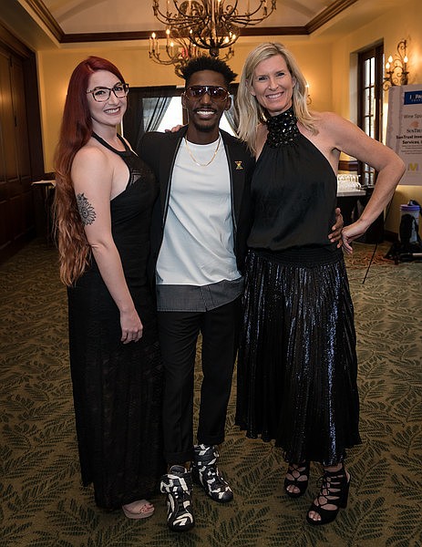 Summer Belt, Heiro Veiga, Shannon Rohrer-Phillips