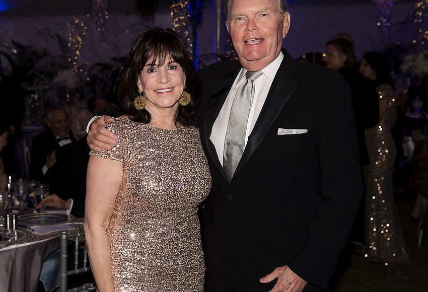 Your Observer Photo Elaine and Bill Crouse