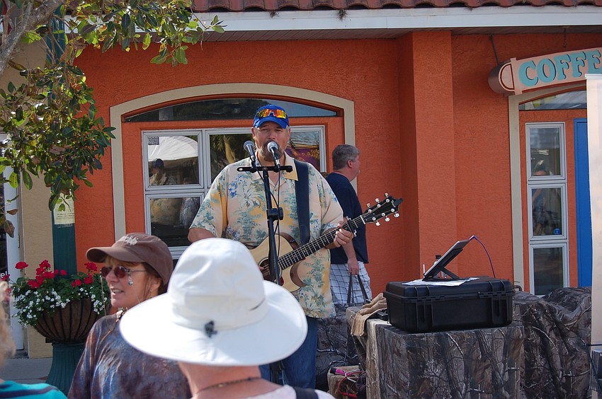 Pat Surface performed while art lovers browsed.