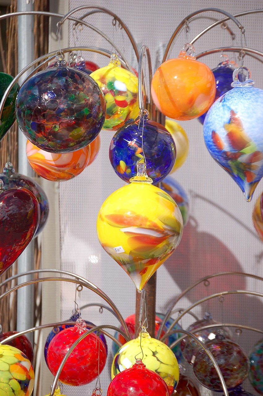 Vasile Loznianu displayed his colorful work.