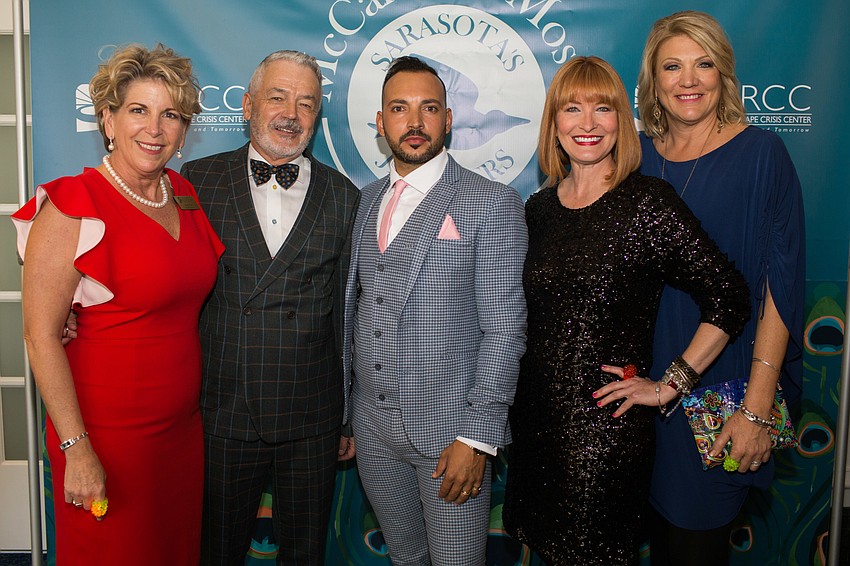 Co-Chairwoman Carol Pleas, Roland Moser, Nati Schabat with Co-Chairwomen Emily Walsh and Jill Raleigh