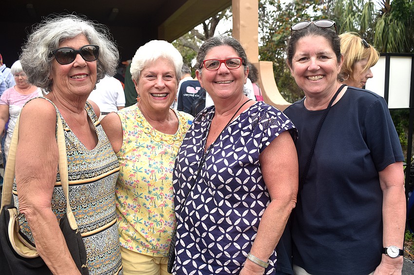 Maggie Hagan, Diane Lapinski , Elaine Hagan and Monica Hagan