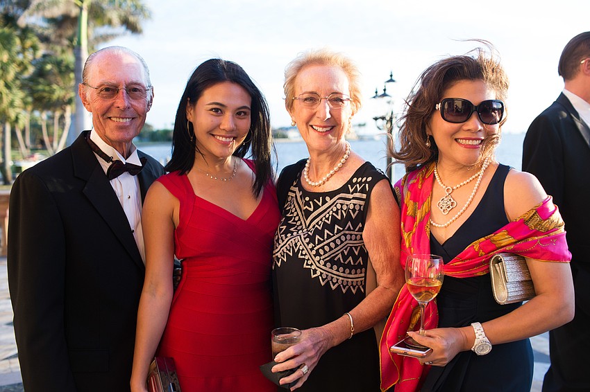 Bob Swan, Catherine Napoli, Barbara Swan and Tina Napoli