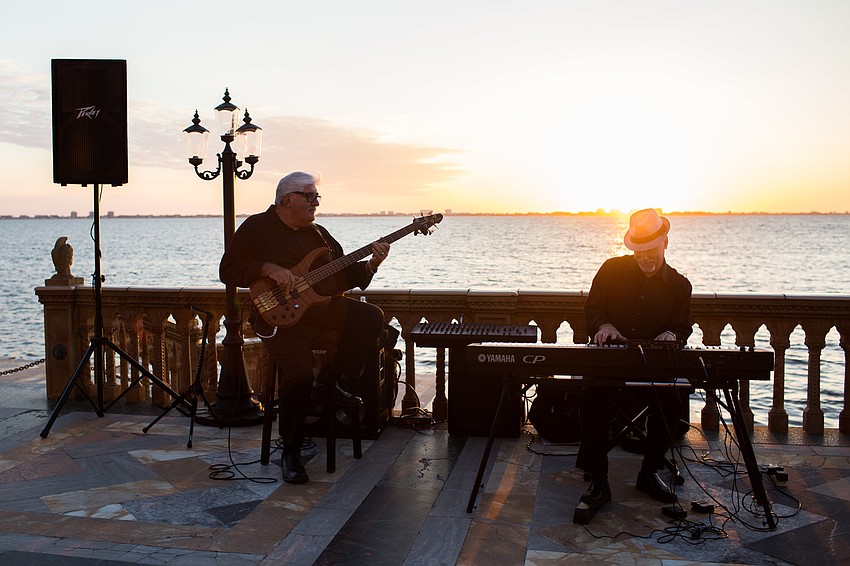 Jazzology played music for the cocktail hour.