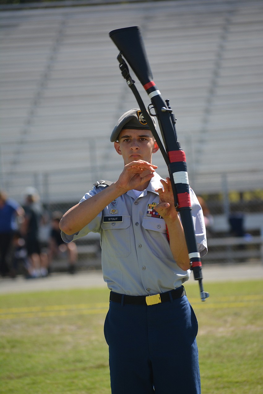 Commander Beck Stout shows off his skills in Squad Exhibition.