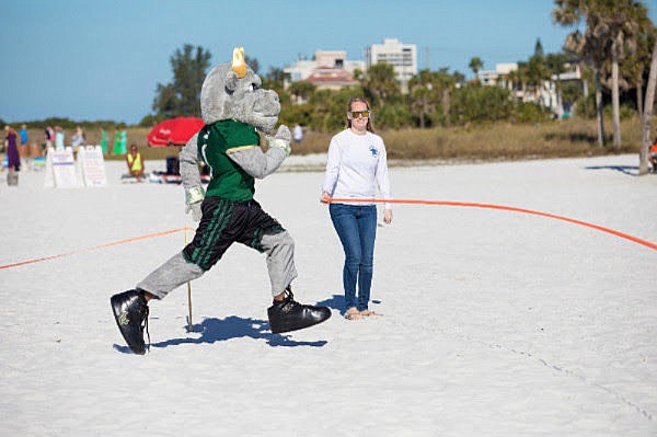 USF&#39;s Rocky D. Bull crosses the finish line. Photo by Conor Goulding/Mote Marine Laboratory.