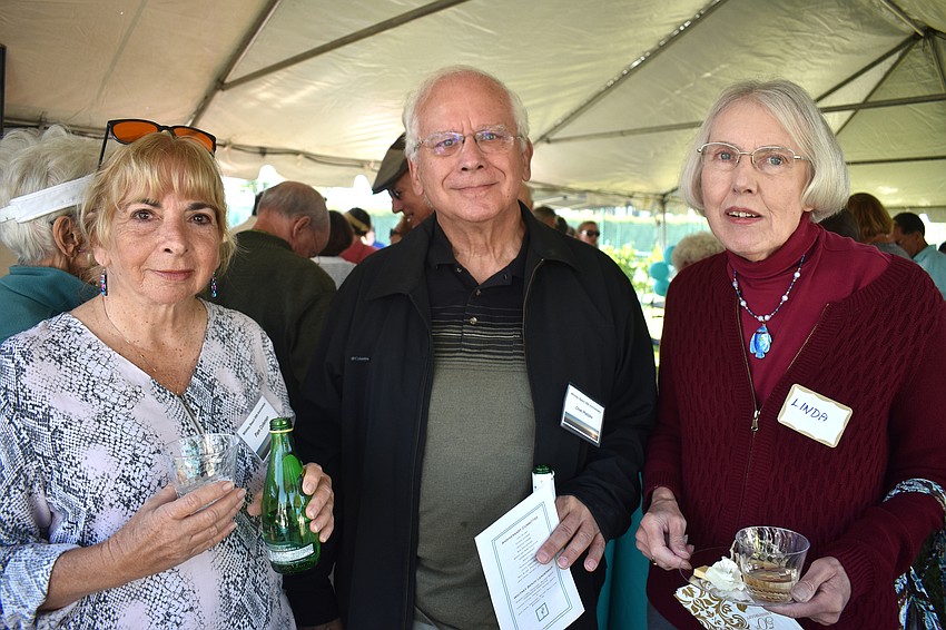 Pam Coleman and Chet and Linda Pletzke