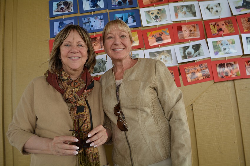 Jan Swallow, of St. Petersburg, visits her friend, Cedar Creek resident Shelley Thayer. They enjoy the VIP lunch buffet.