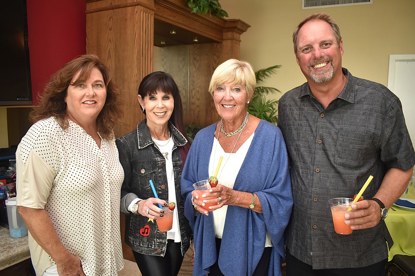 Linda Fiscus, Mikki Eveloff, Nancy Bronska and Terry Fiscus