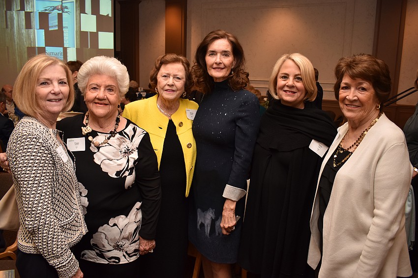 Susan Radcliffe, Peggy Wilhelm, Shirley Richey, Mickey Kunk, Kathy Stern and Dot Scheurenbrand