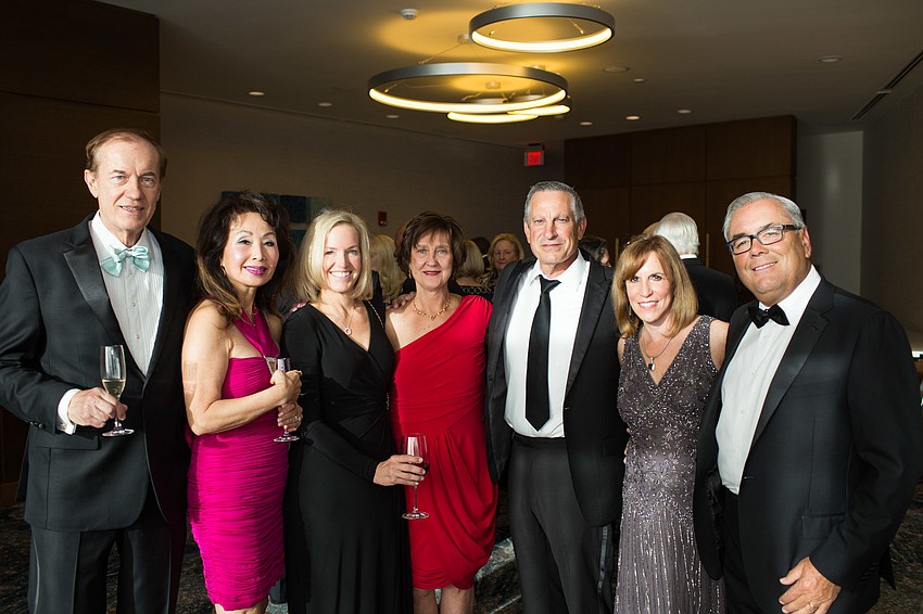 Ozzie and Linda Patzmann, Patty Grossman, Donna Danner and Dave Grossman with Marilyn and Bob Buzzard