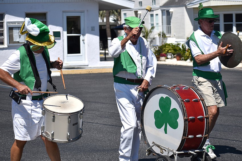 The Blarney Bunch performs during the parade.