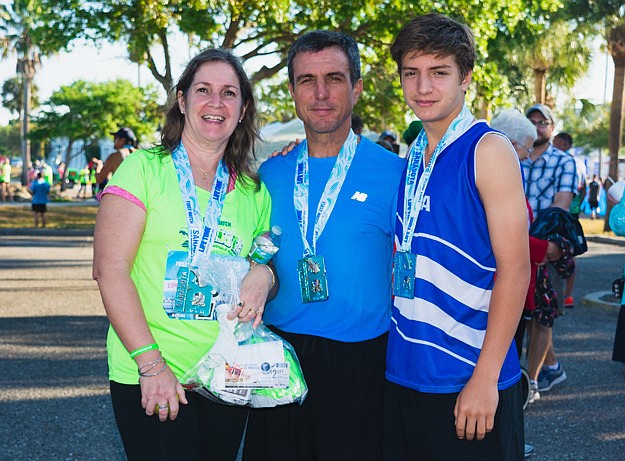 Gemma, George and Jorge Luis Alberto