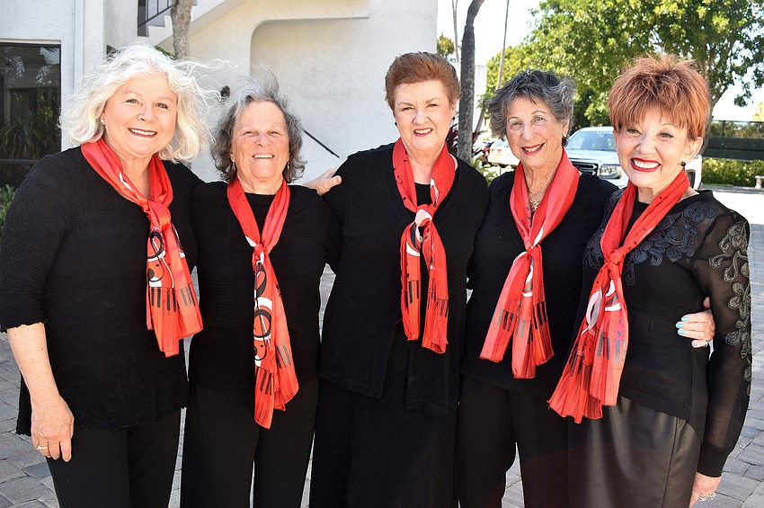 Judi Earnshaw, Judie Lutsky, Carol Whitfield, Barcy Graver and Judy Goldstein