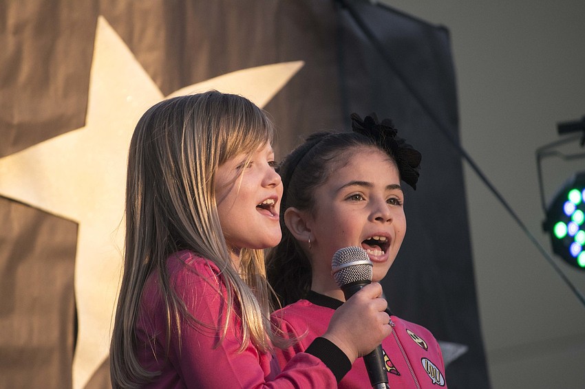 Sophie Schulz and Julia Manino belt out a song at 