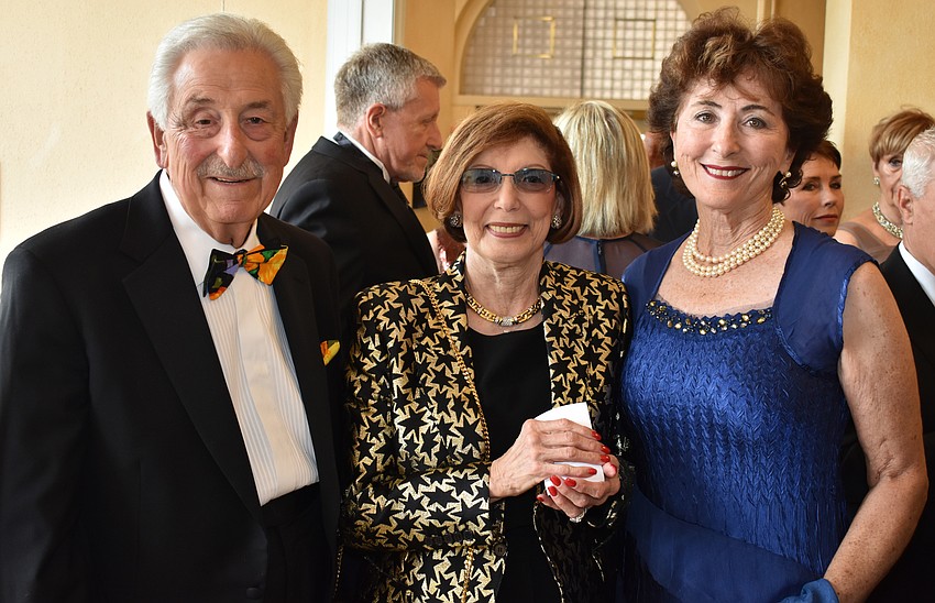 Noel and Toby Siegel with Barbara Brizdle