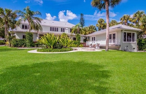 The two properties at 420 N. Casey Key Road on Casey Key recently sold for $3,075,000.