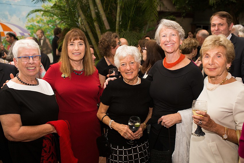 Liz Priestman, Laurel Ash, Marilyn Naiditch, Ruth Maass and Marilyn Shuman