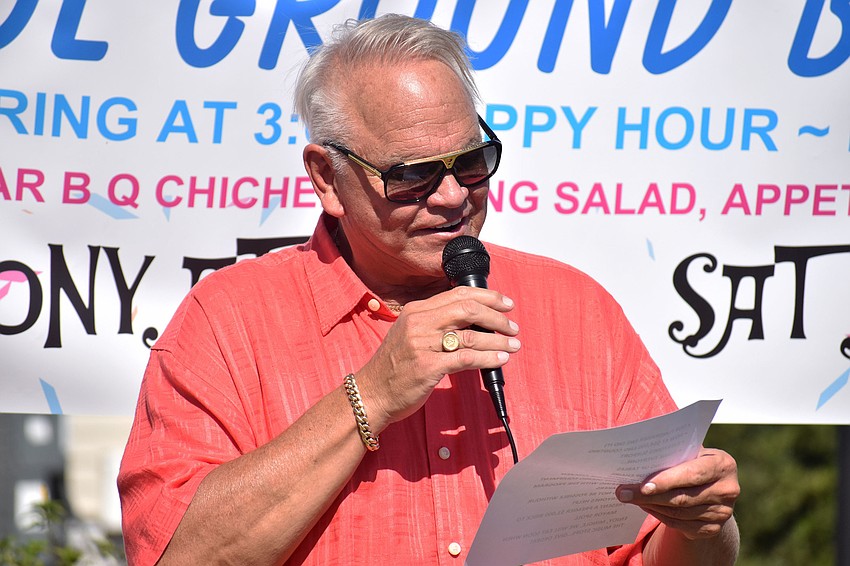 Jim Boltz, an organizer of the groundbreaking and pool committee, addresses the crowd.