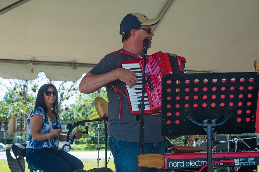 The Gumbo Boogie Band entertained guests with live music.