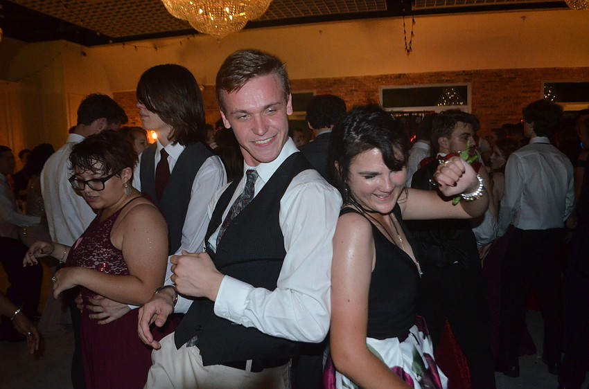 Seniors Dylan Favorite and Ashley Muir show off their dance moves.