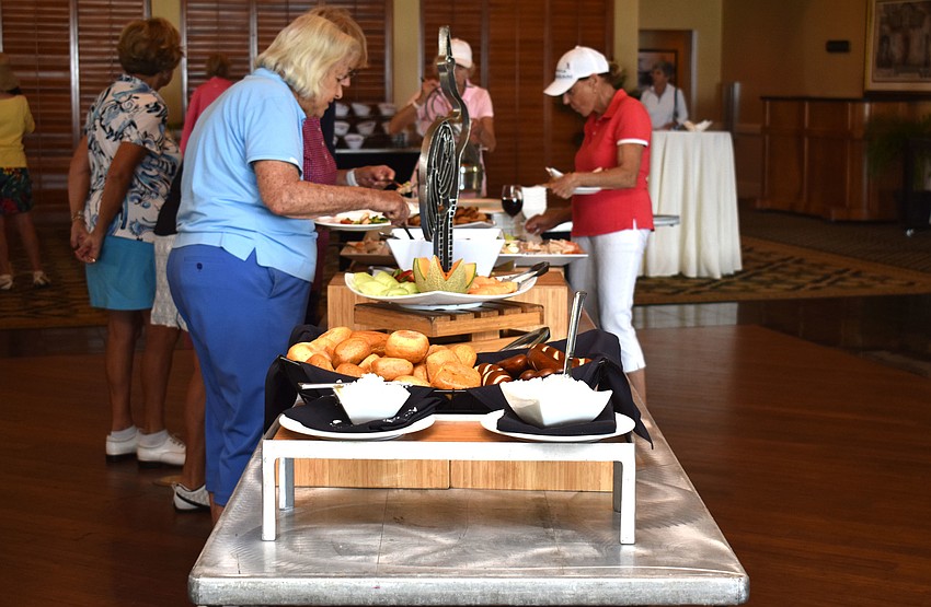 Following the round of golf, members enjoyed a buffet lunch with tuna nicoise and chicken salad.