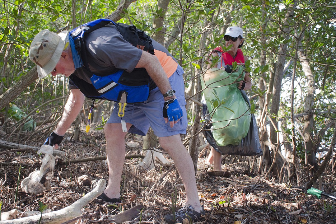 Volunteers clean up Longboat's Sister Keys Your Observer