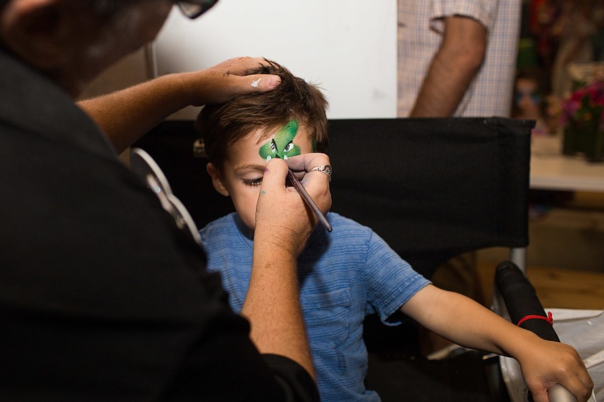 Jackson Tindal gets his face painted.