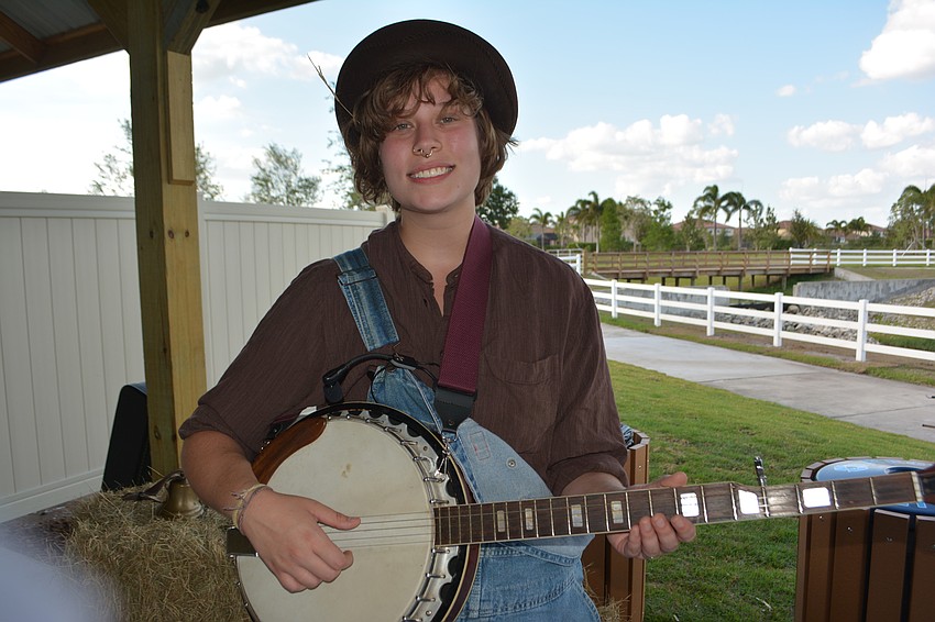 Miranda Becker was Banjo in Huck Finn.