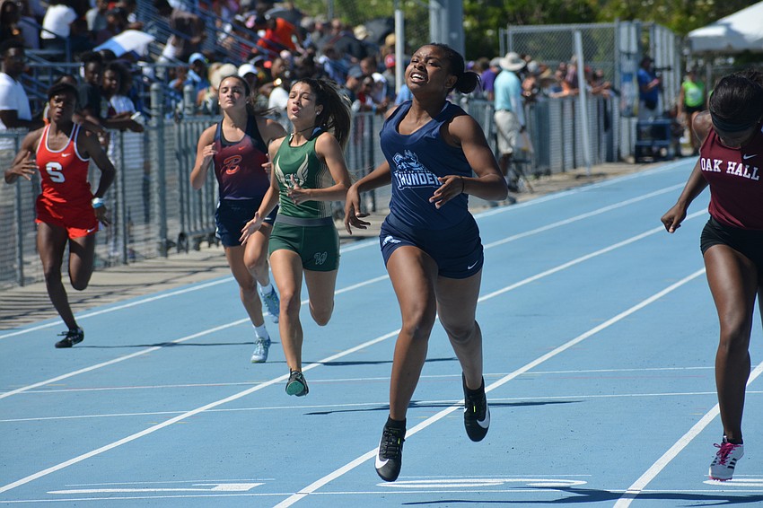 ODA's Saraiah Walkes races to the finish line in the 1A 200-meter dash.