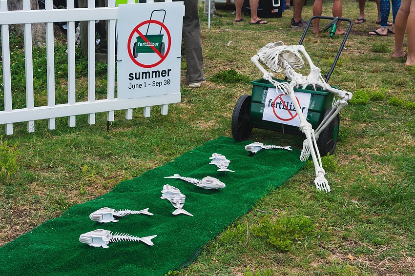 A display highlights the dangers of fertilizer pollution.