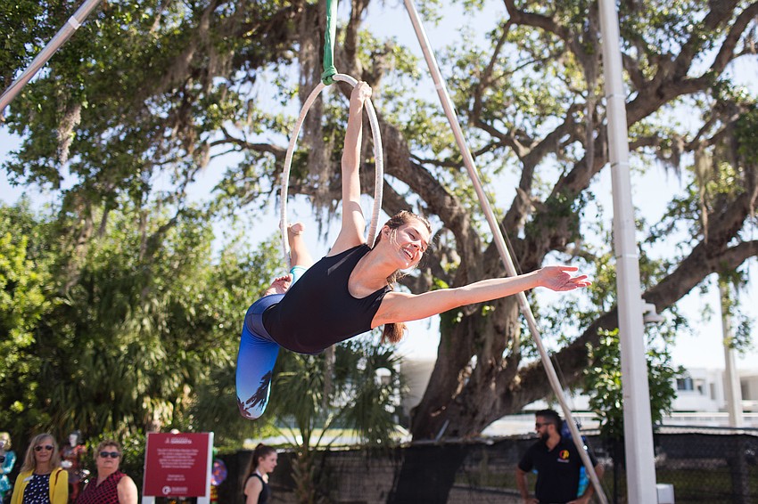 Sailor Circus performers put on a show during social hour.
