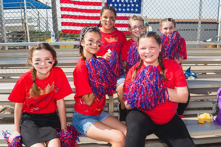 Elena Herman, Victoria Rezende, Dayelin Kingsley, Hannah Adams, Olivia Roach and Kendra Turner