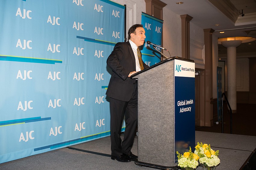 Regional Director Brian Lipton opens up the luncheon.