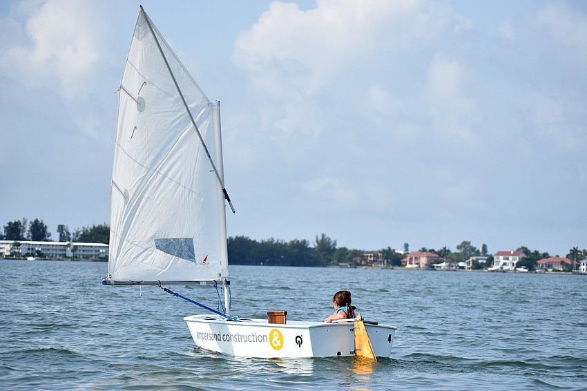 Sarasota Youth Sailing offers sailing camps at various different levels for all types of sailors.
