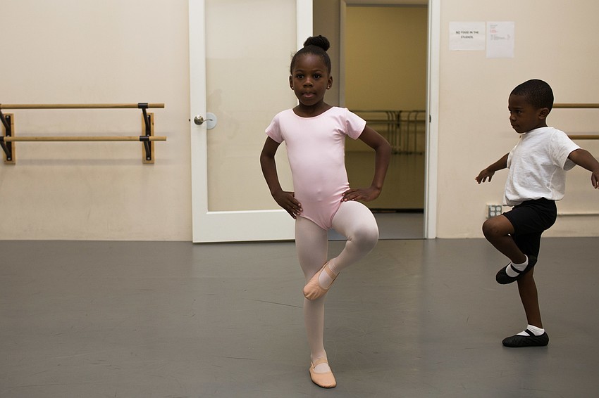 Harper Taylor holds her pose for three seconds.