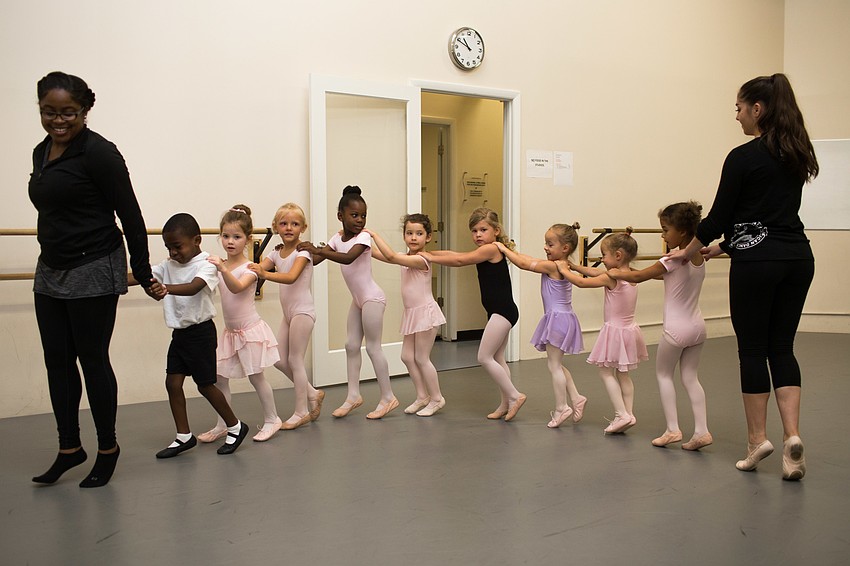 Before moving onto the art project, the dancers did a 