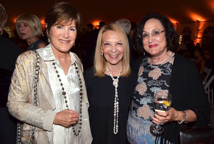 Suzy Farbman, Linda Lutz and Nancy Jacobson