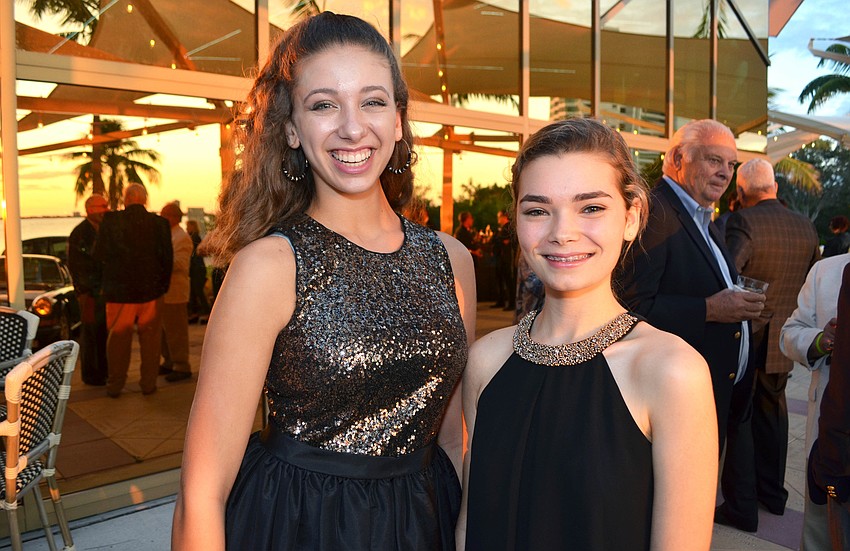 Volunteers Marguerite Andrich and Tessa Coutu