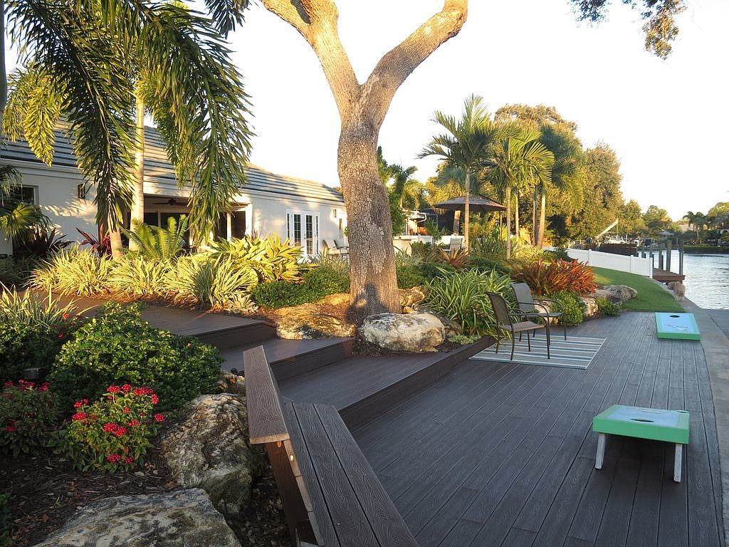 This Siesta Key home sold for $1,465,000.