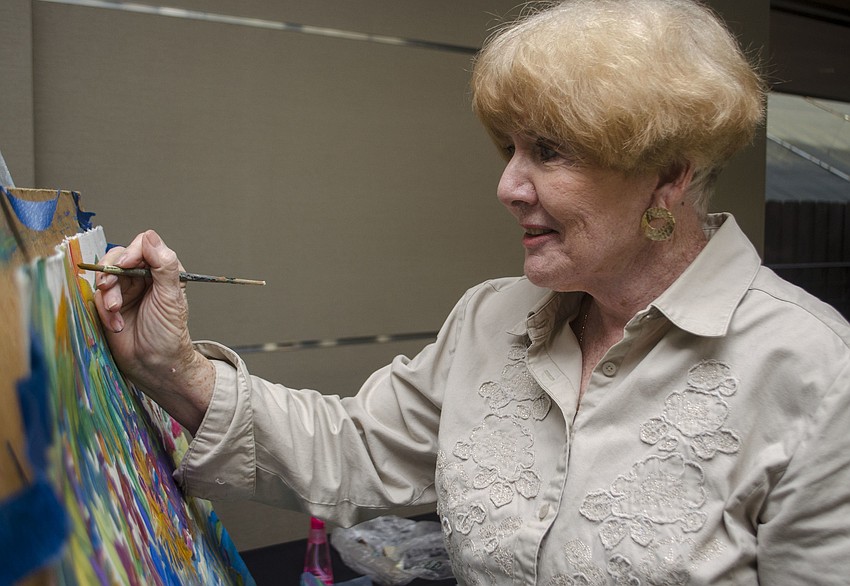 Pepsi Freund entertained guests by doing a live painting at the event.