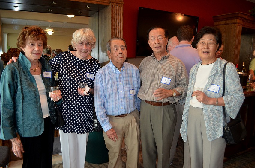 Margaret Farkus, Joan MacLean, Donald Wright, Young Kim and Suh Kim