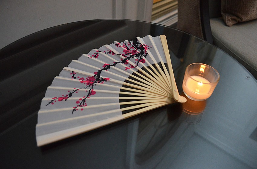 The theme for the evening, “A Japanese Affair,” was executed using cherry blossoms, lanterns and other traditional Japanese decor.