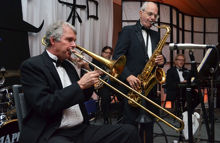 The Scott Blum Band perform for the crowd.