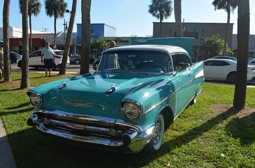 About 44 classic antique cars from 1900 to 1992 filled St. Armands Circle Park on Jan. 21.